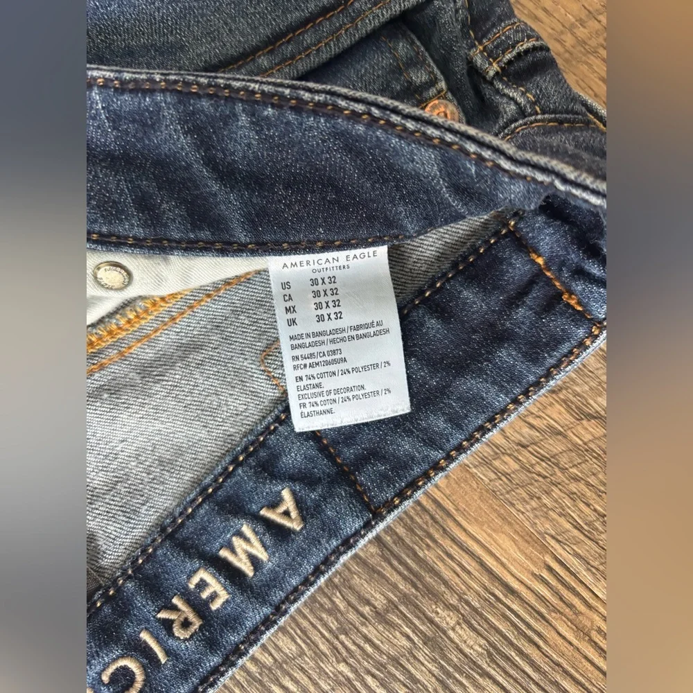 American Eagle Jeans Mens 30X32 Slim Straight Blue Distressed Next Level AirFlex